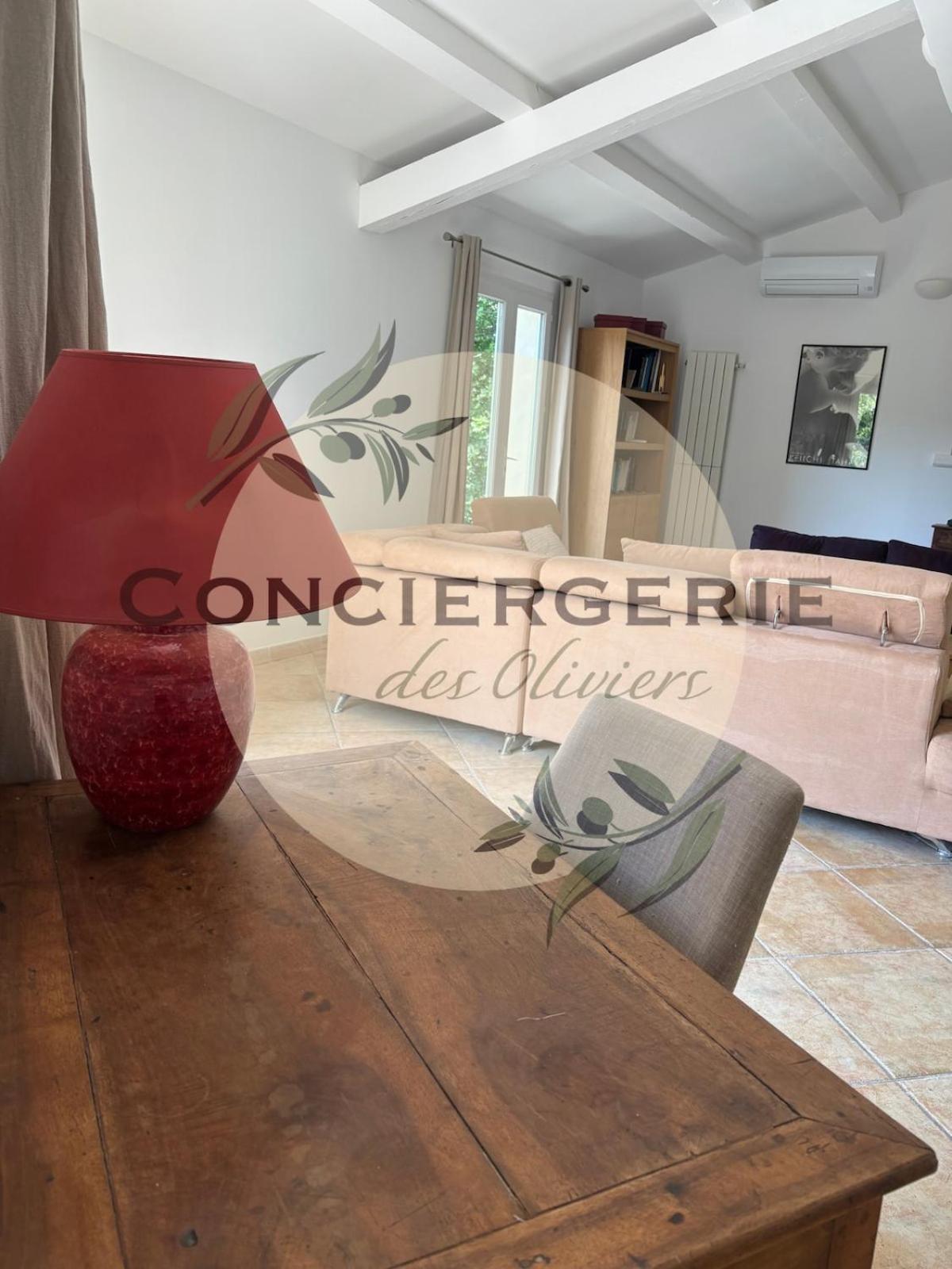 Villa Avec Piscine Belgentier Kültér fotó